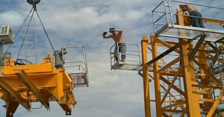 Демонтаж башенного крана в Осинниках - услуги по демонтажу от Сварной-Снн от 1555 руб.
