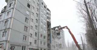 Демонтаж многоэтажного дома Осинники, цена от 3680 руб.