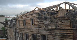 Демонтаж деревянных конструкций в Осинниках - расценки от 1037 рублей - Сварной-Снн