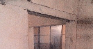 Демонтаж проема в кирпичной стене в Осинниках | Цена от 1555 рублей