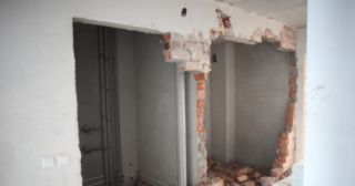 Демонтаж стен Осинники, цена от 2955 руб.